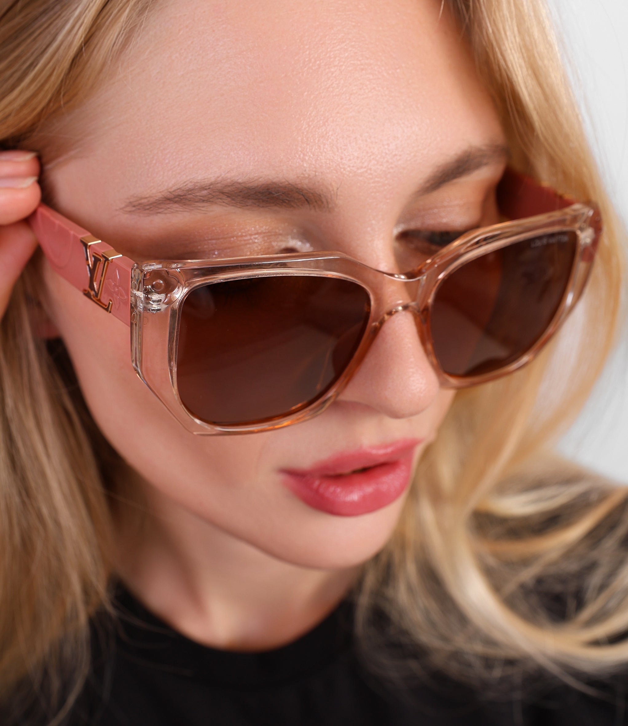 The Lumina LV Gaze Sunglasses