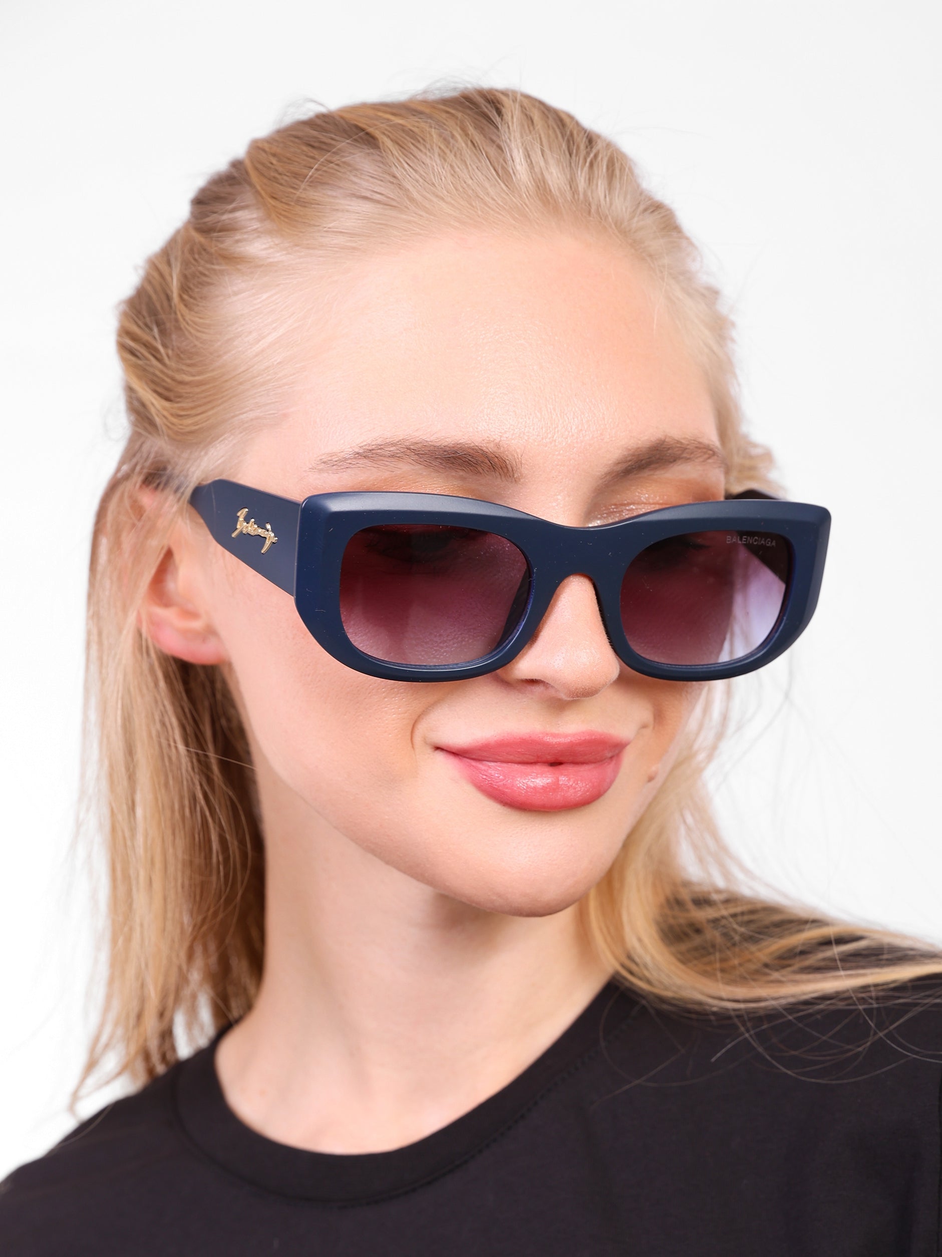 Balenciaga Iconic Signature Navy Sunglasses - A Sleek Statement Piece ✨