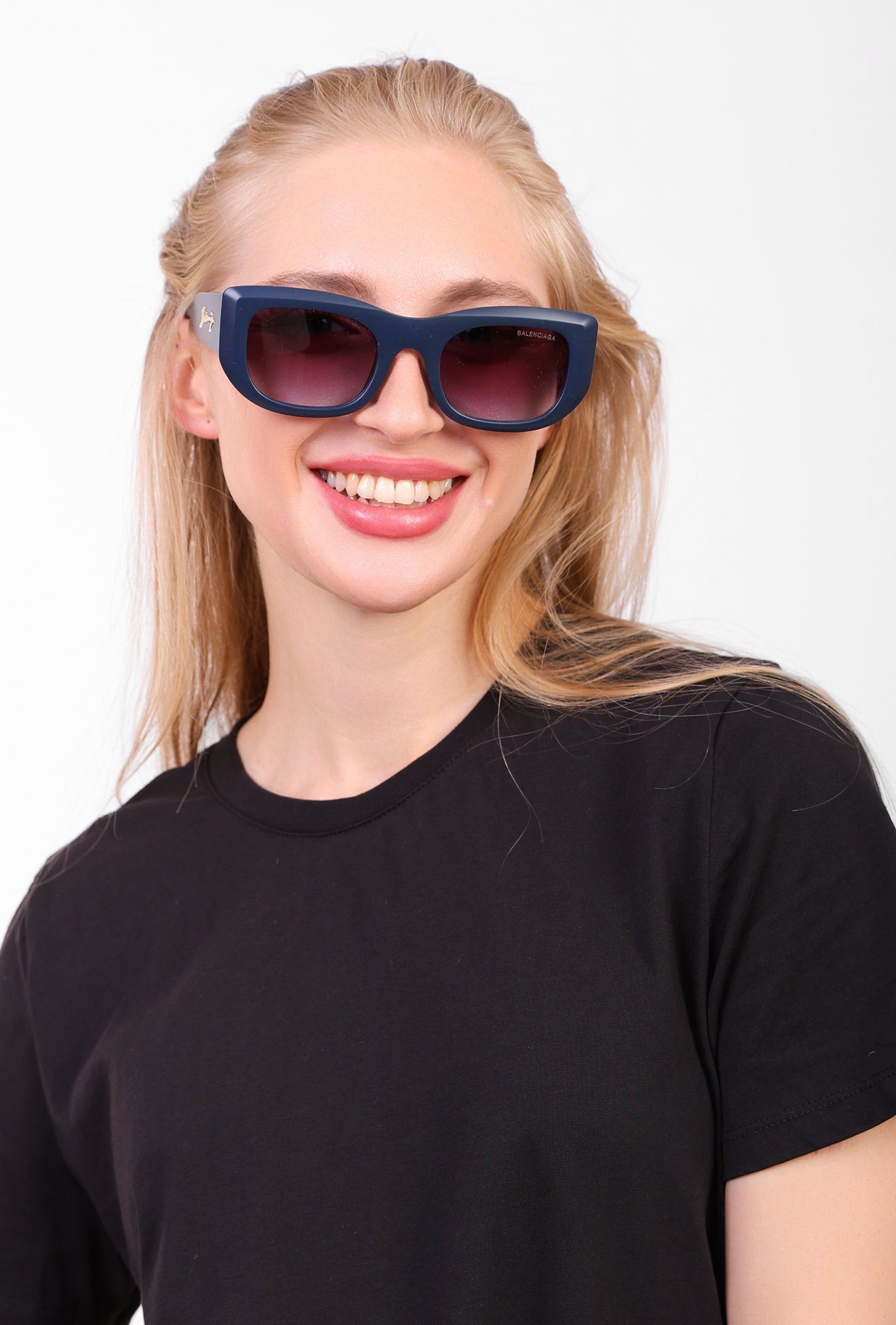 Balenciaga Iconic Signature Navy Sunglasses - A Sleek Statement Piece ✨