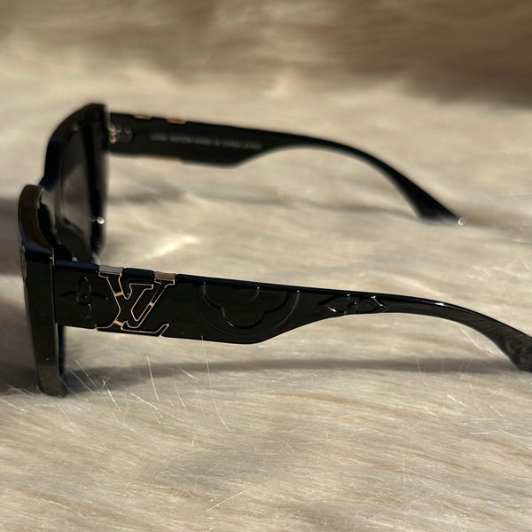 Louis Vuitton Monogram Black Polarized Sunglasses – Luxury Bold Look