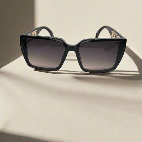 Fendi Bold Square Sunglasses