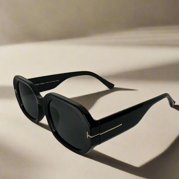 Tom Ford Elegant Black Round Sunglasses