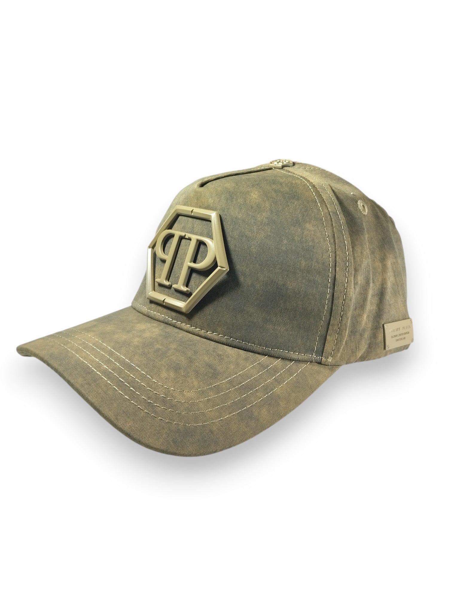 Bold & Iconic: Philipp Plein-Inspired Distressed Baseball Cap