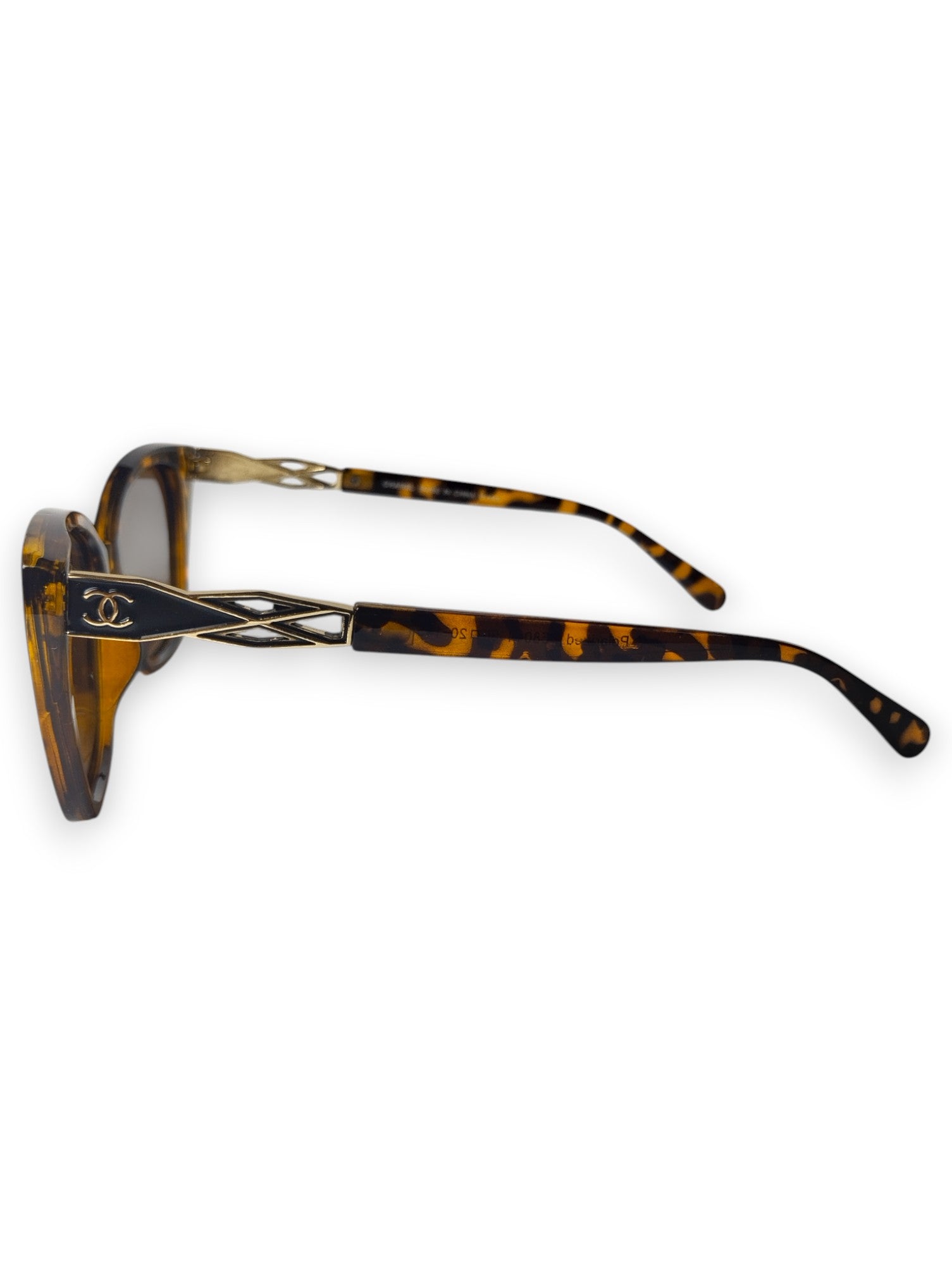 Timeless Tortoiseshell Chanel-Style Sunglasses with Polarized Lenses
