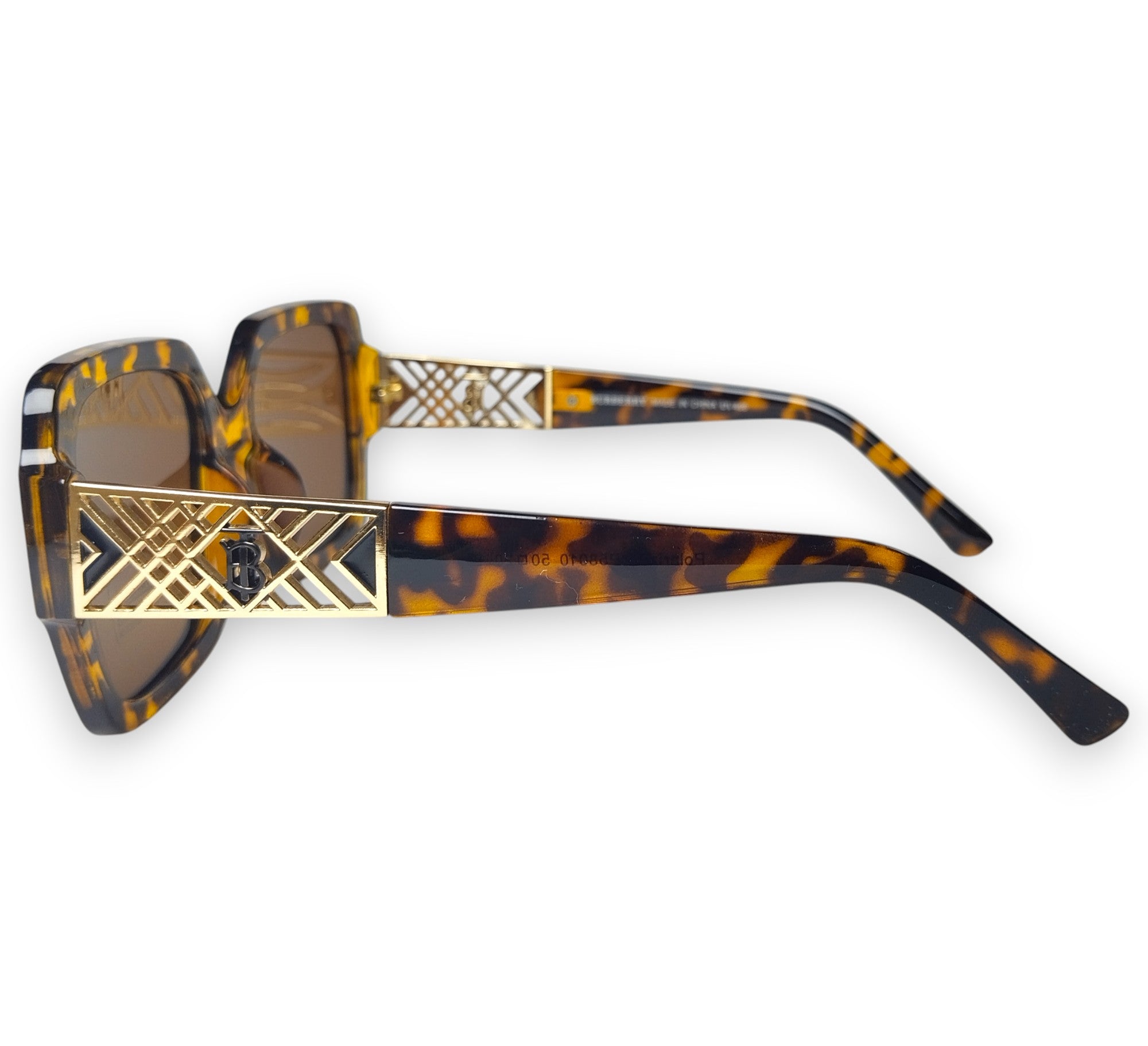 Sahara Sands: Tortoiseshell Burberry-Inspired Sunglasses with Golden Lattice