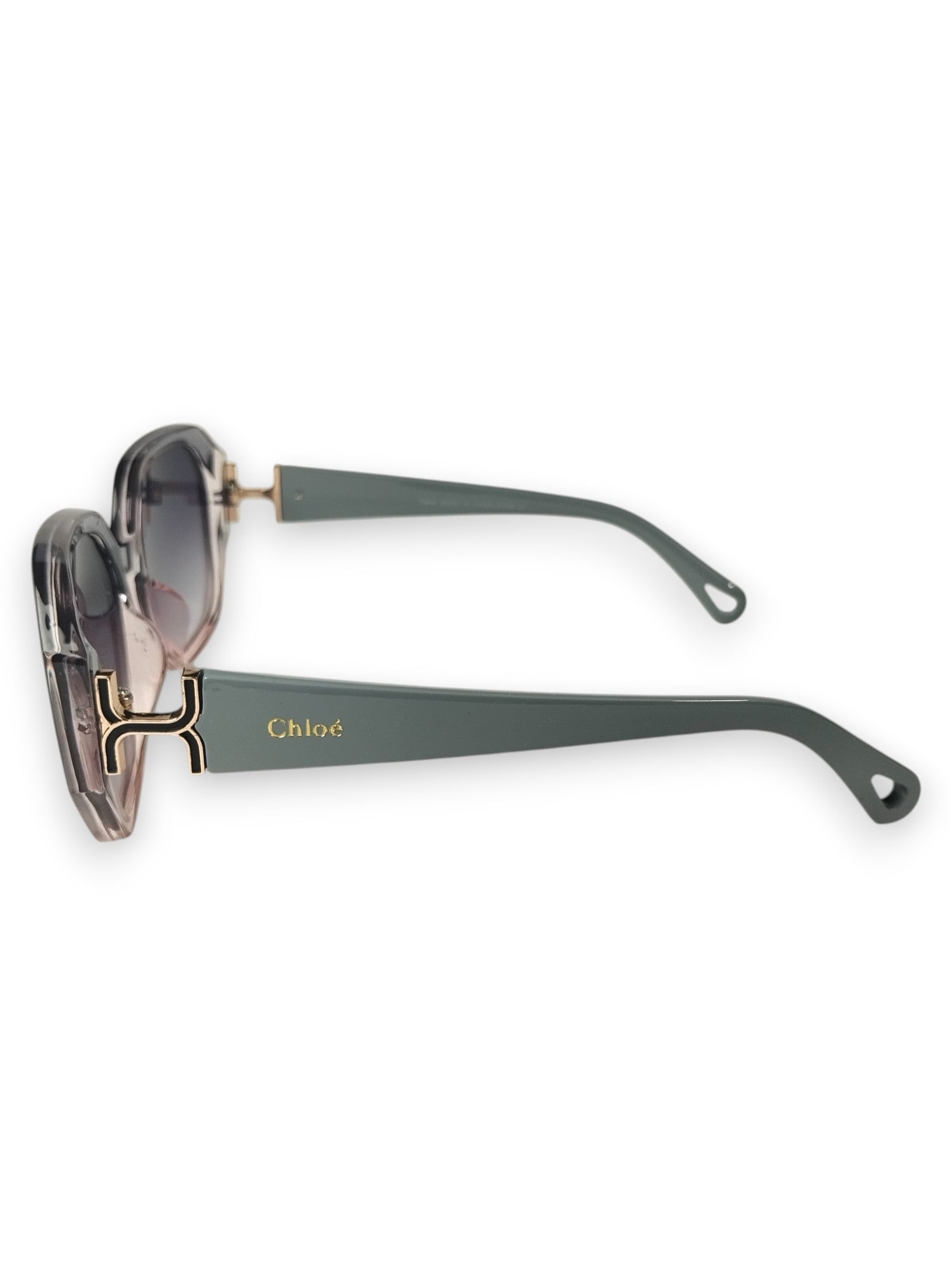 Bohemian Chic: Gradient Chloe Sunglasses with Gold Accents