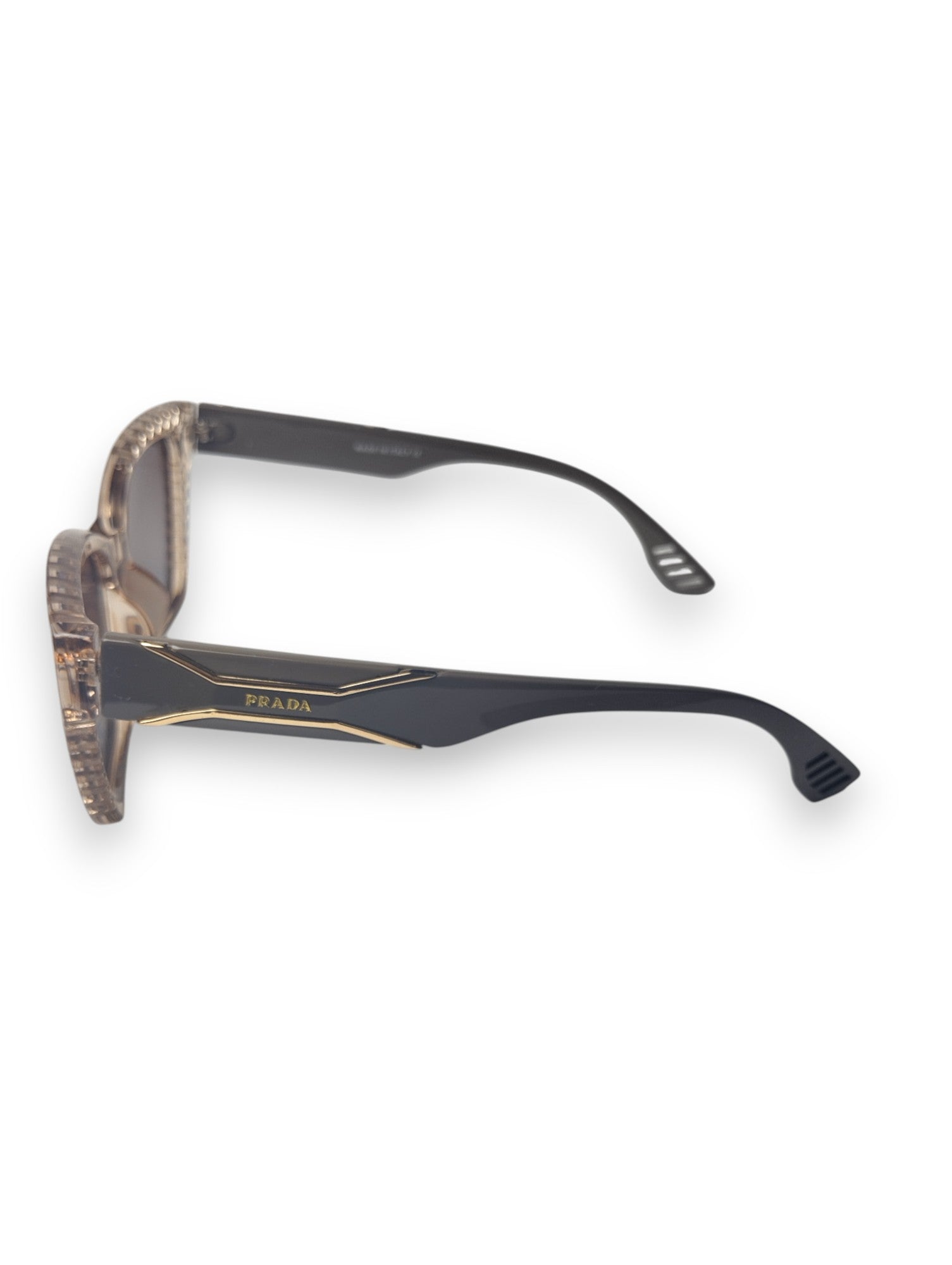 Prada Cat-Eye Sunglasses with Textured Frames - Vintage Glamour 💫