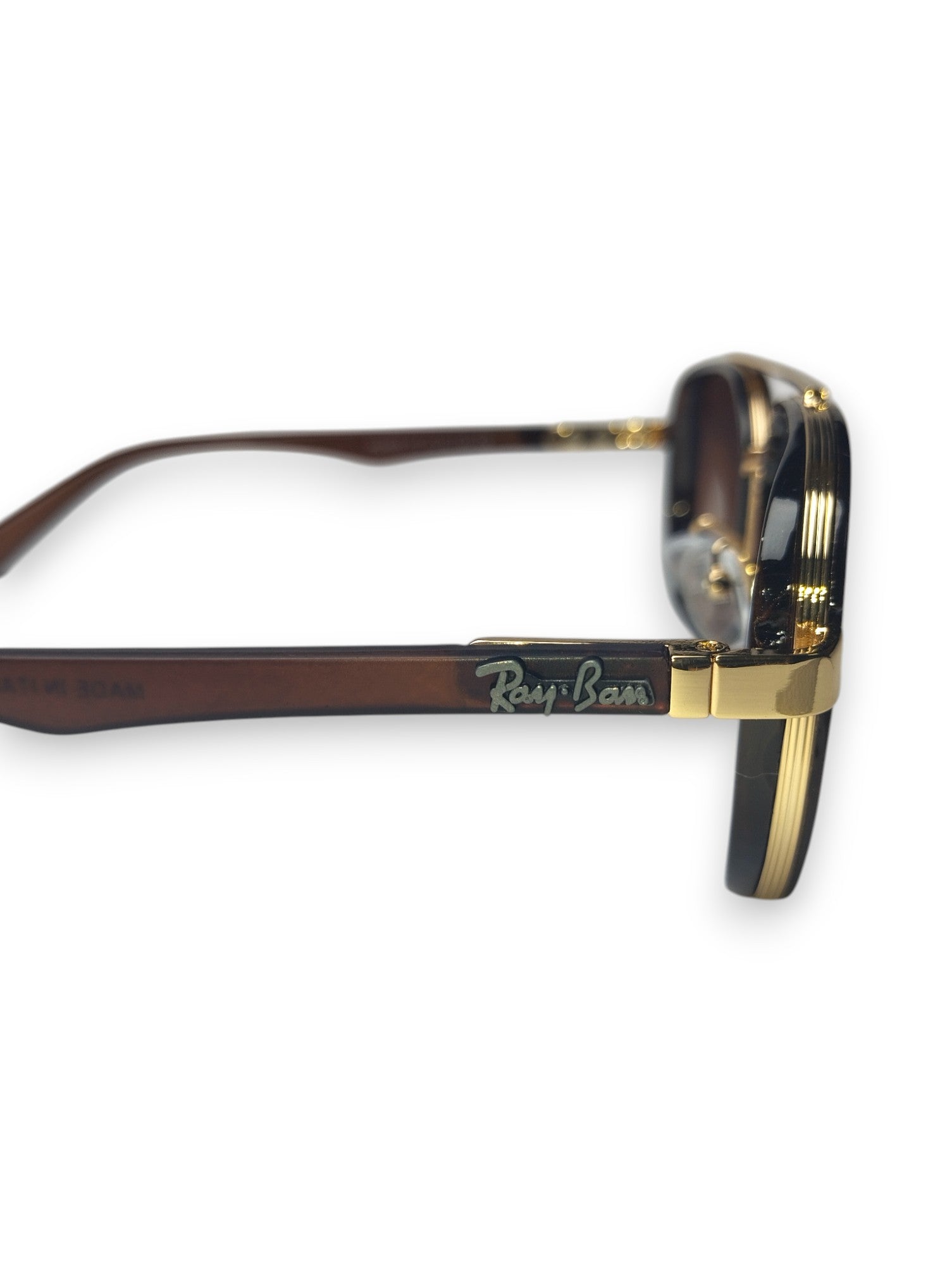Ray-Ban Ferrari Edition Aviator Sunglasses with Brown Lenses - Timeless Style 🏎️