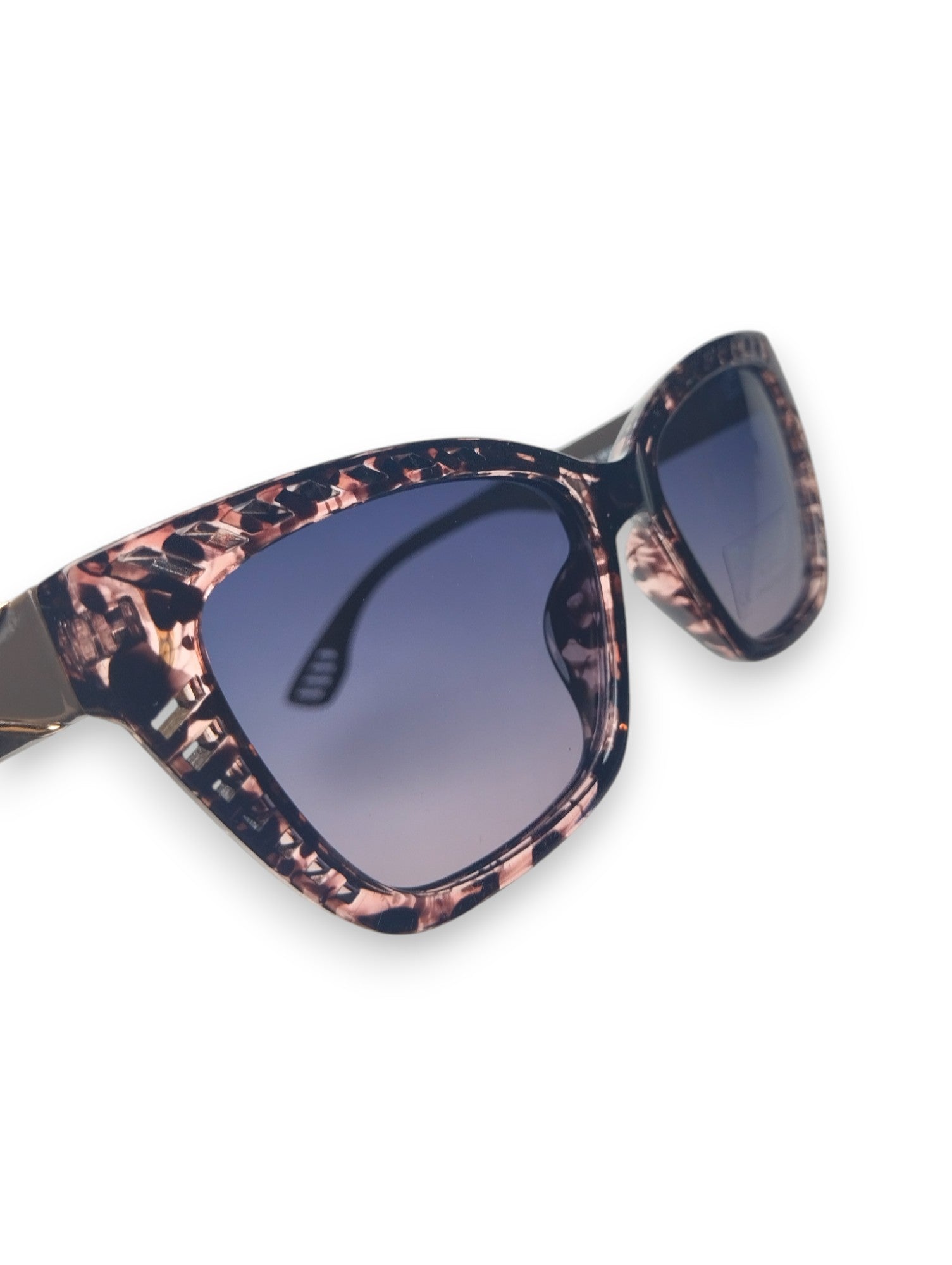 Prada Cat-Eye Sunglasses in Tortoise Pattern - Hollywood Glamour 💫