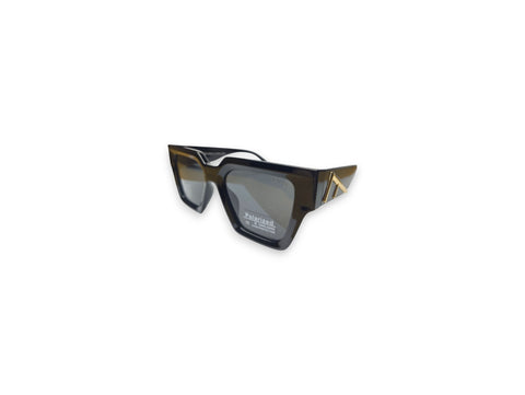 Fendi Bold Geometric Sunglasses – Futuristic Italian Edge
