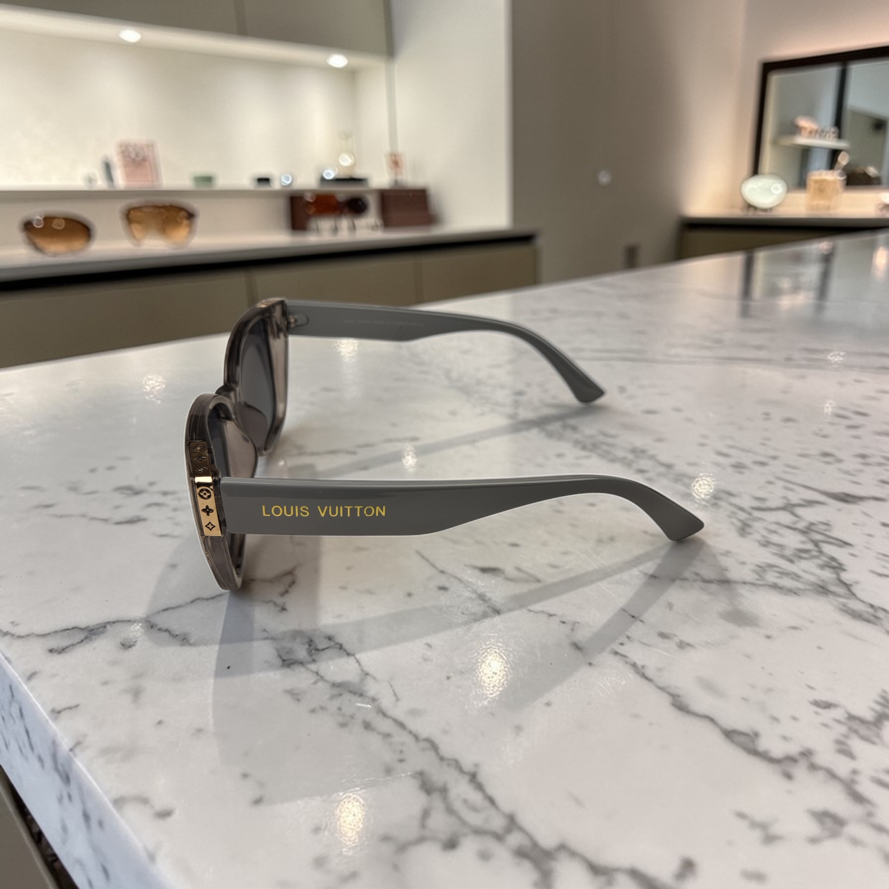 LV Grey STAR