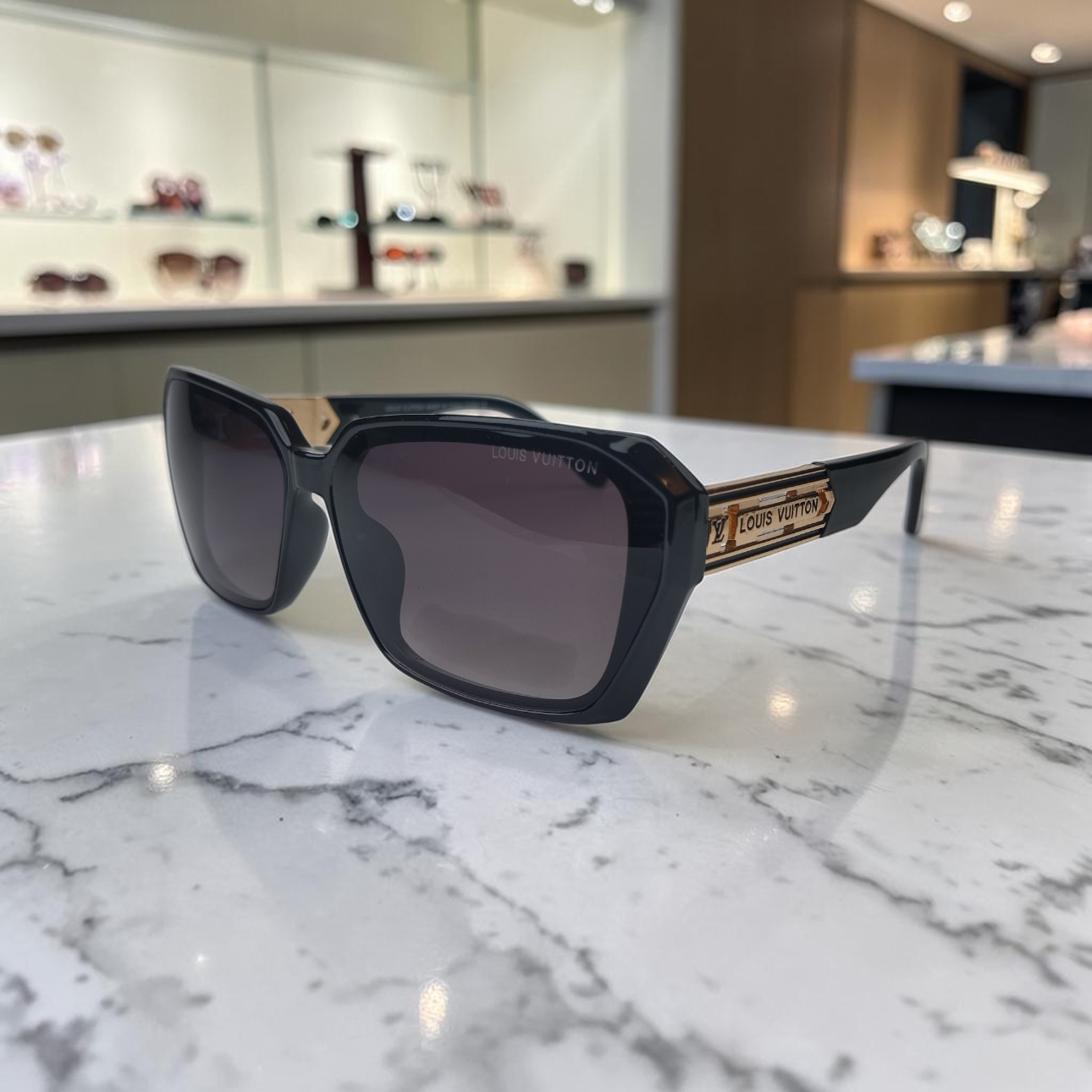 LV  Black Long iconic