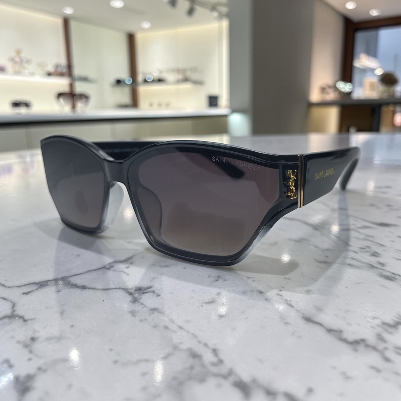 SL black silver Gradient iconic