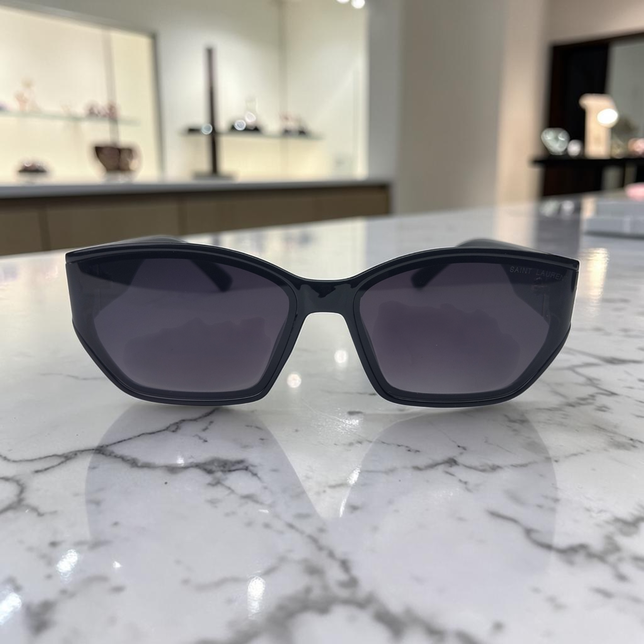 SL Black iconic