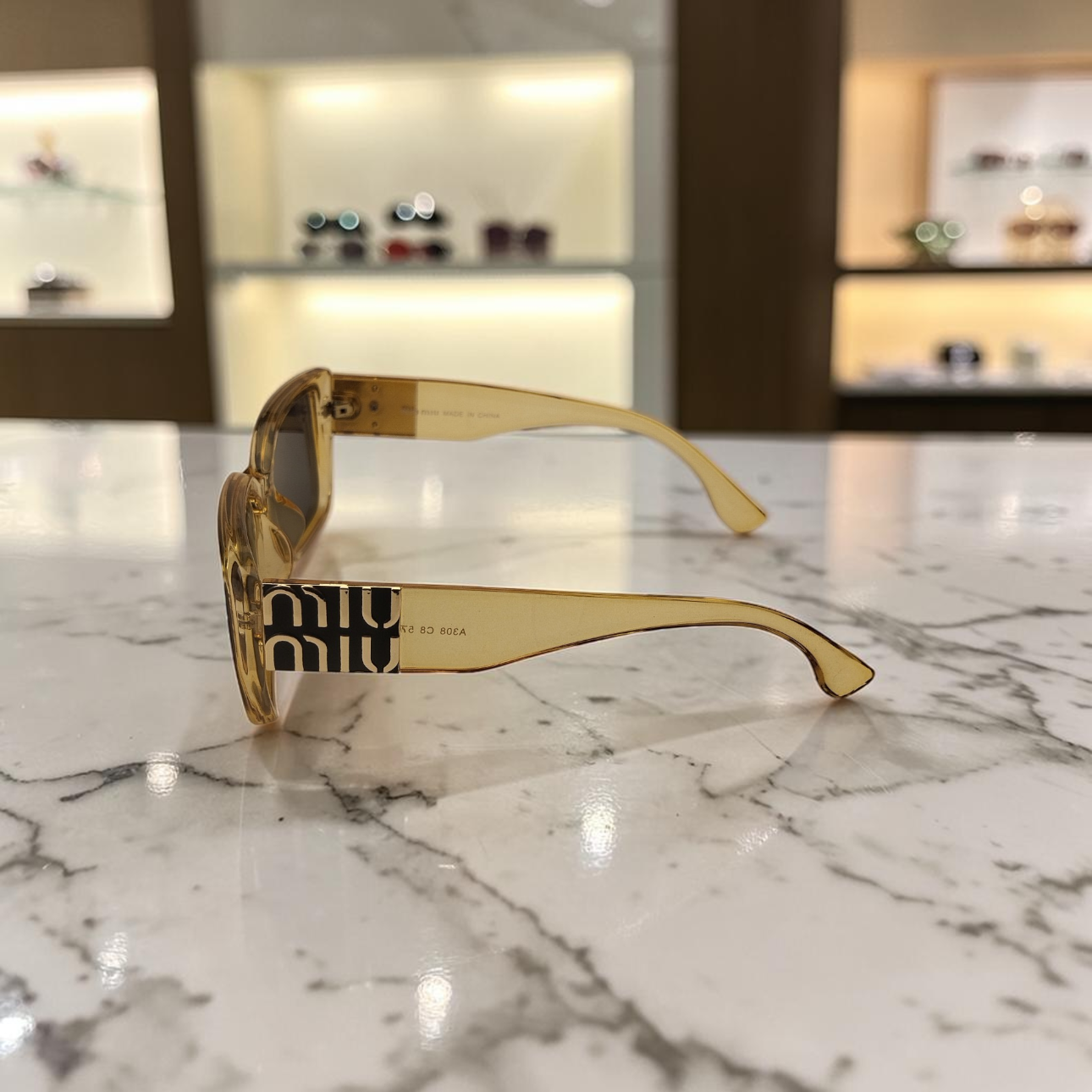 MM Crystal Yellow Square