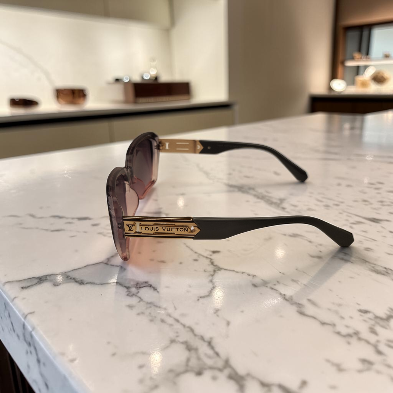 LV Grey rose Long iconic