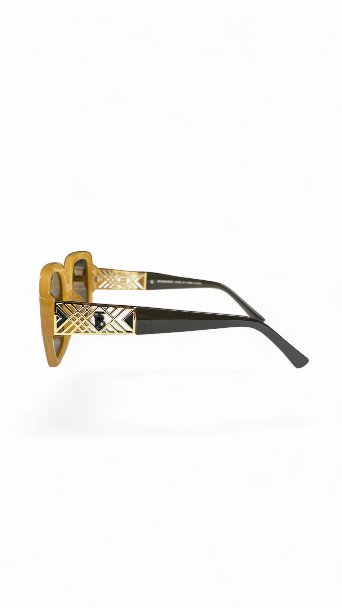 Burberry Bold Yellow & Black Square Sunglasses – Gold Detail, Polarized Lenses