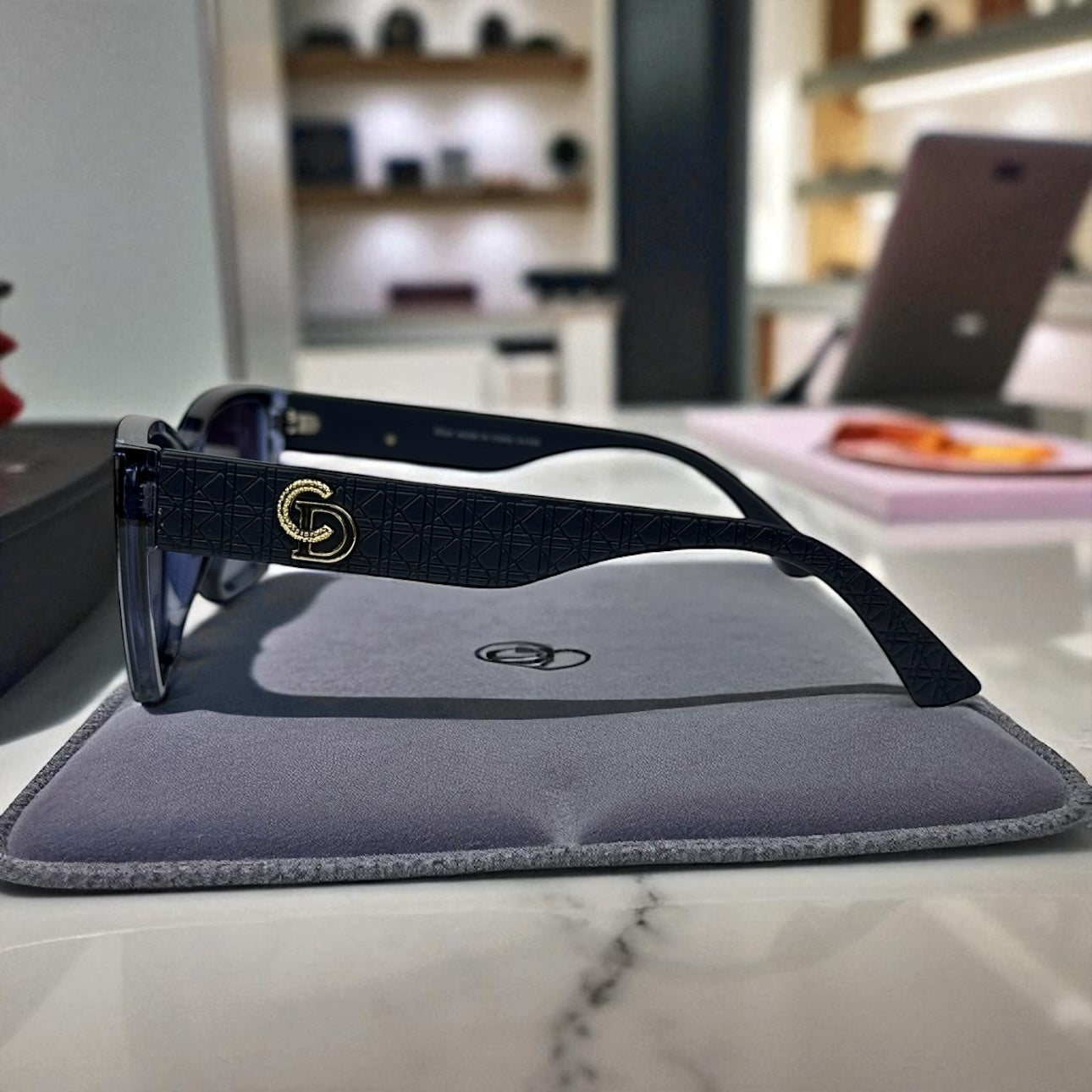 DD Chic Cat-Eye Sunglasses - Blue Acetate Frame Polarized Lenses