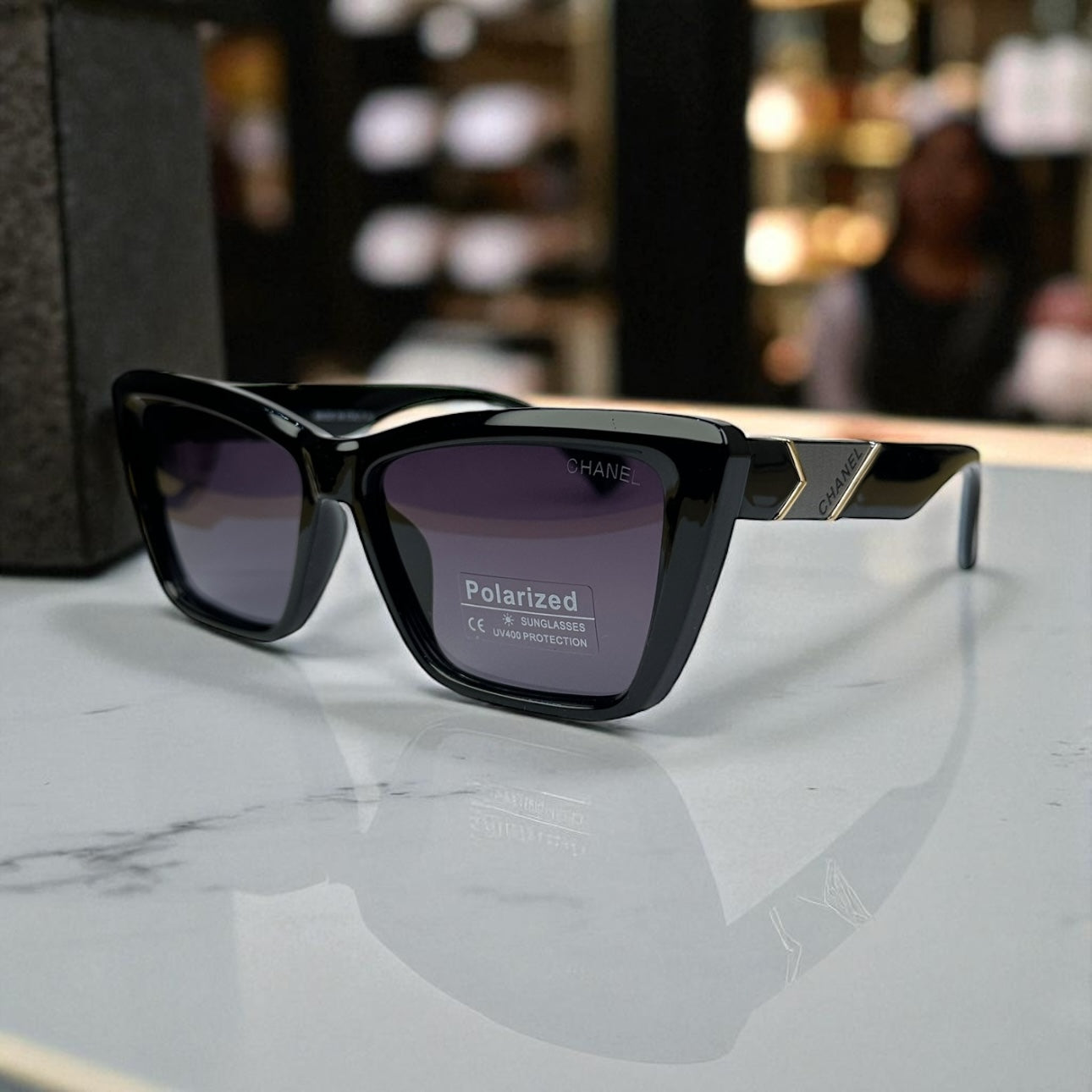 Classic Black Cat-Eye Polarized Sunglasses with Signature Temple Accent