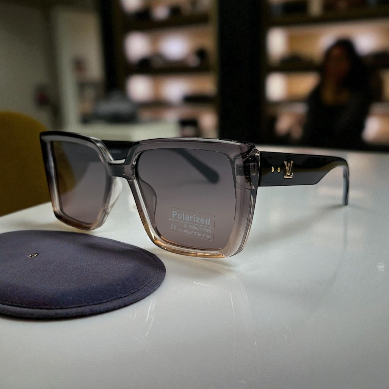 Lo.uis Vuitton Square Polarized Sunglasses – Black Gradient Frame with Gold Monogram UV400