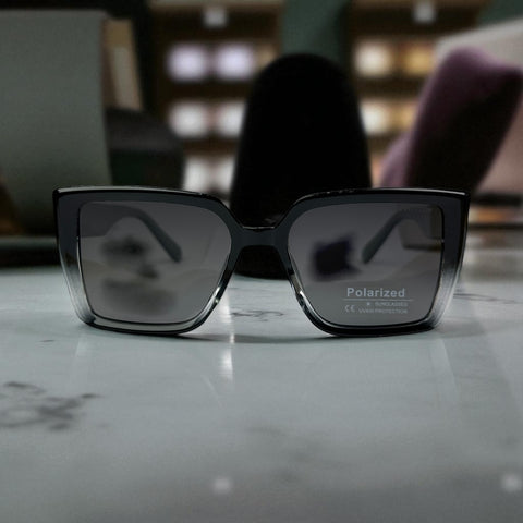 Lo.uis Vuitton Square Polarized Sunglasses – Black Ombre Frame with Gold LV Detail UV400