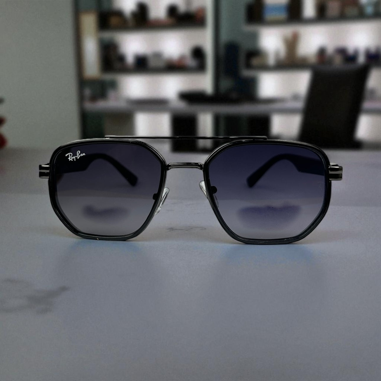 Ray-Ban Hexagonal Polarized Sunglasses – Black Metal Frame with Gradient Lenses UV400