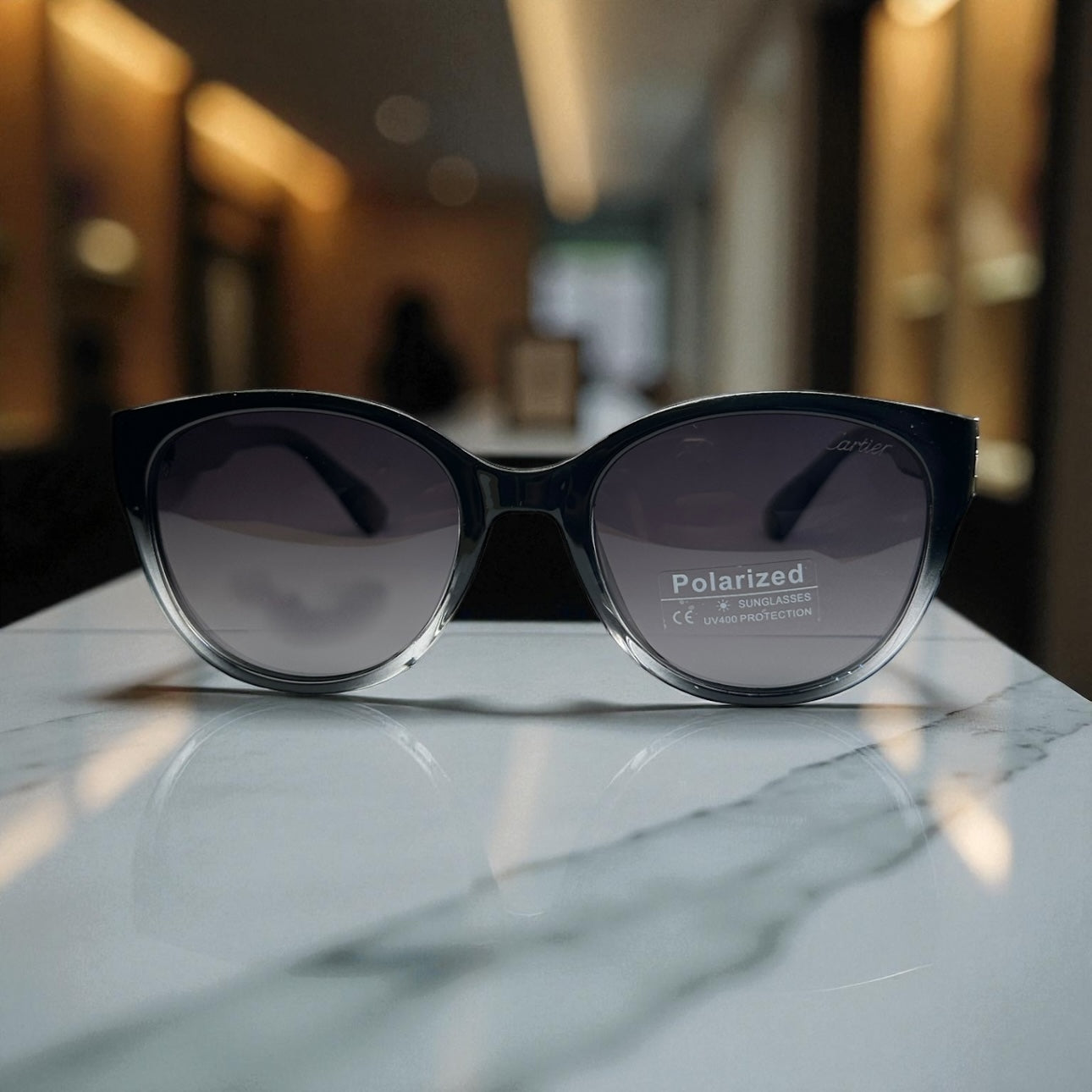 Cartier Cat-Eye Polarized Sunglasses – Black & Gold Gradient Frame UV400 Protection