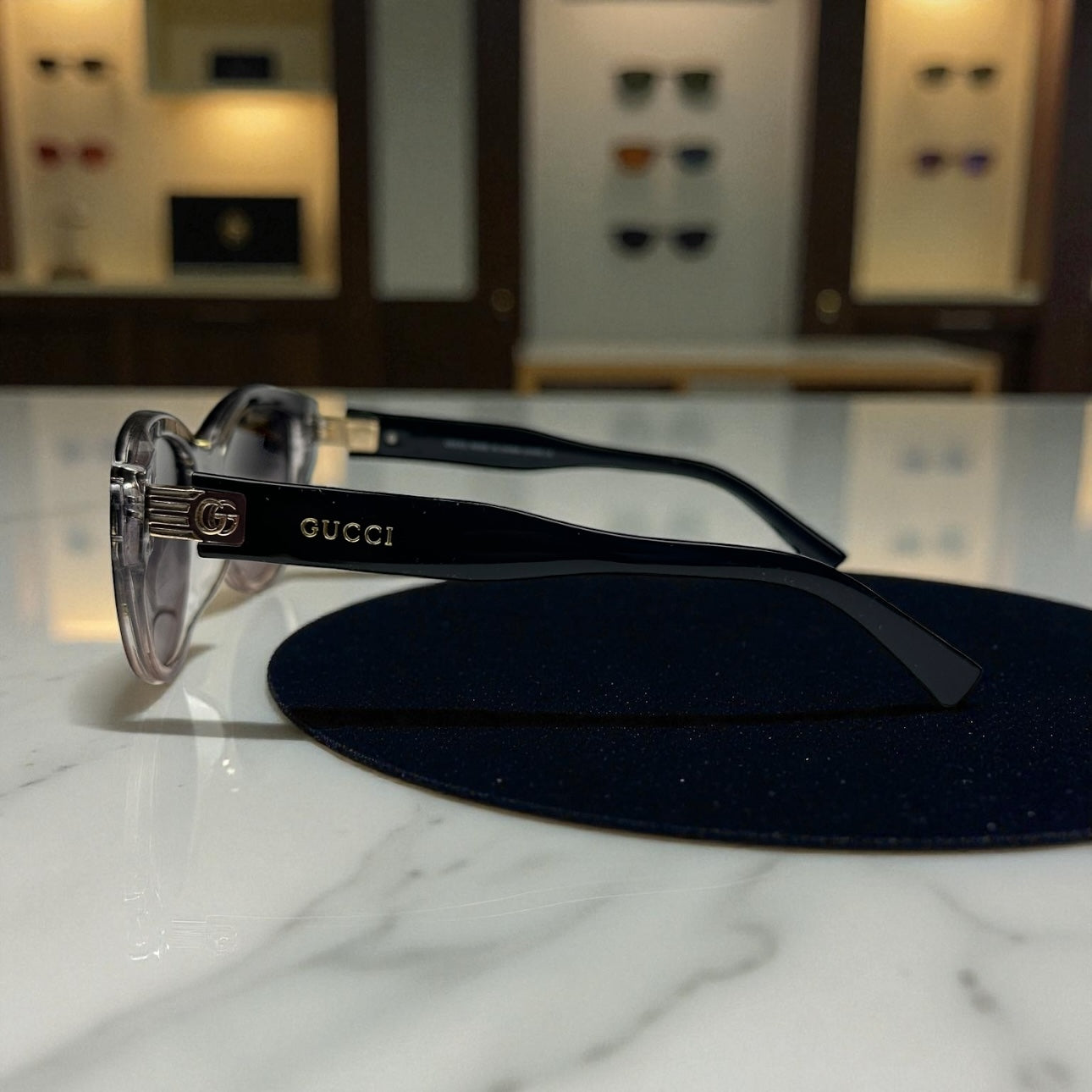 Gucci Polarized Sunglasses – Black Gradient Frame with Gold GG Temples UV400