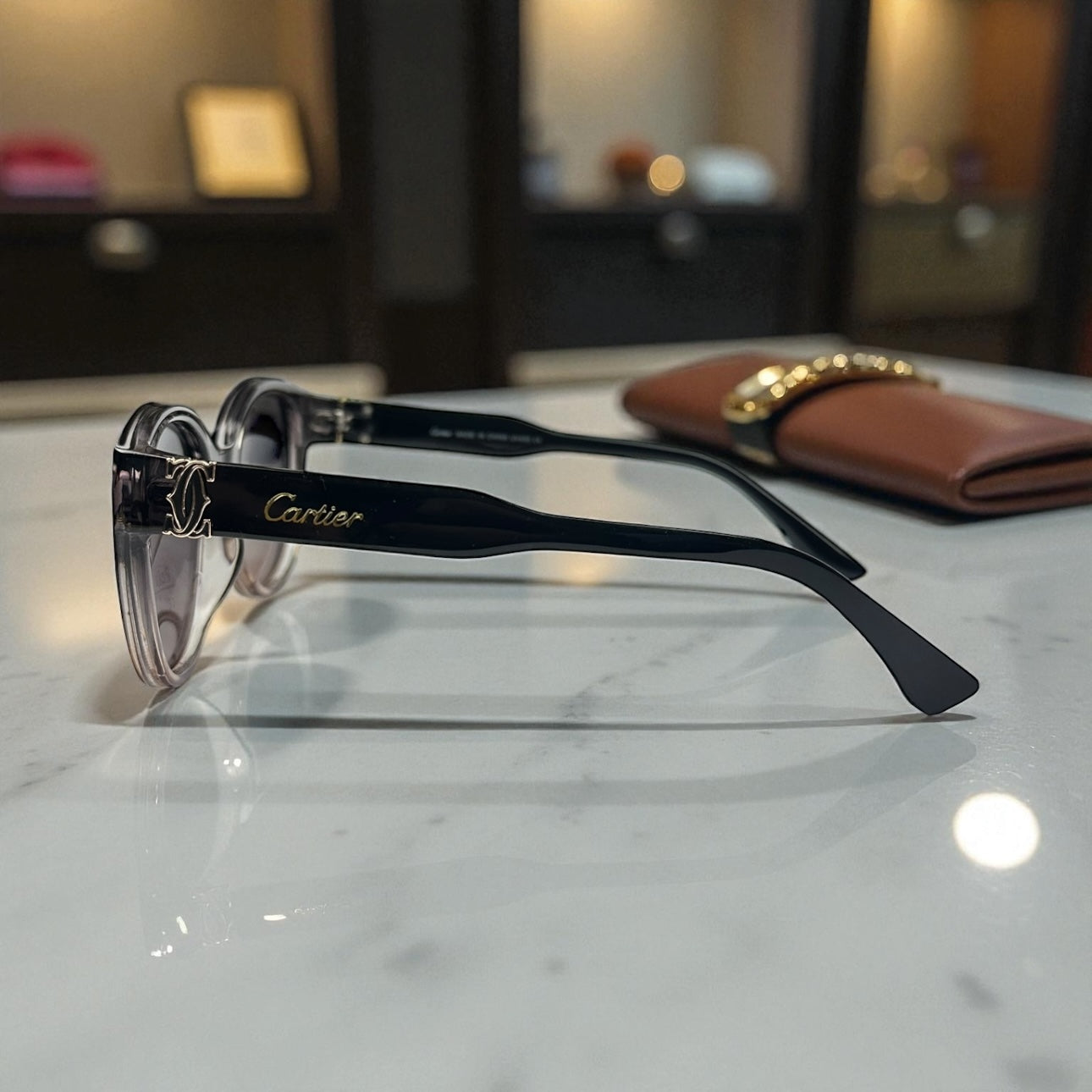 Cartier Cat-Eye Polarized Sunglasses – Black & Smoke Frame with Gold Detailing UV400